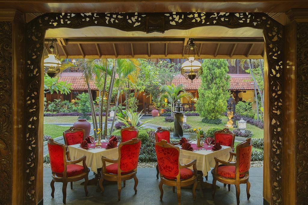 Puri Artha Hotel Yogyakarta Exterior foto